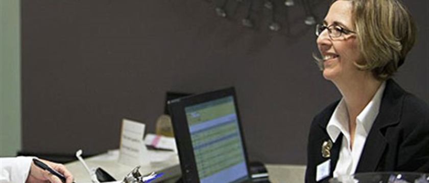 Receptionist